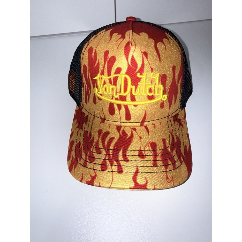 NWT VON DUTCH CITY OF ANGELS RED YELLOW‎ TRUCKER HAT FLAMES